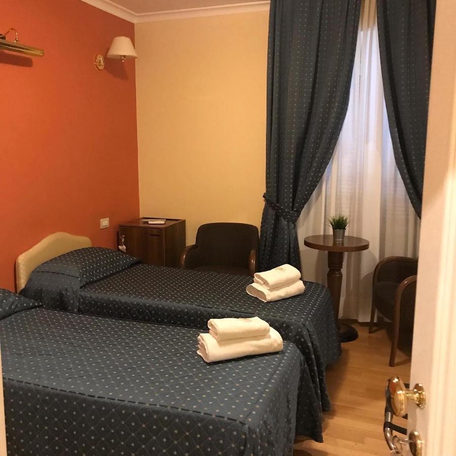 Flann O'Brien Rooms Roma Dış mekan fotoğraf